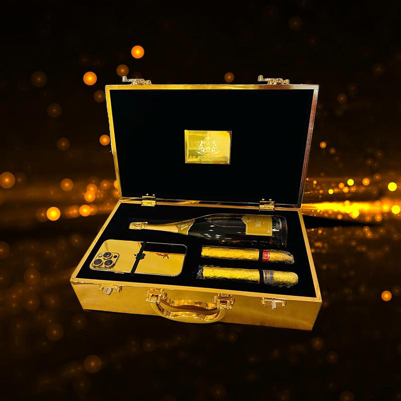 Golden Throne product photo 4